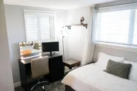 Desert Oasis in Old Town Scottsdale: 3BR, 2BA with Resort-Style Pool