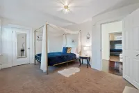 Minutes to Redwoods and Short Walk to Ocean - 4/Bdr. Home - The Modern Vintage