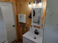 Charming bungalow in marvelous Parsons with AC Các khách sạn ở Parsons