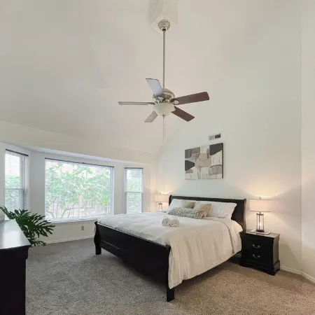 Charming 3-bedroom house with fitness room in peaceful Broken Arrow