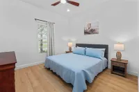 Charming Retreat w/ Bikes