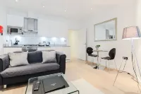 Trafalgar Square by Excel Apartments Hotels in Canary Wharf