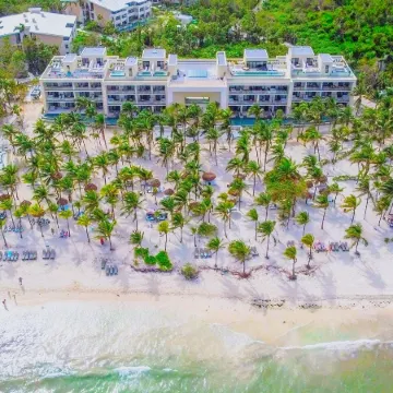 Family Selection at Grand Palladium Kantenah Resort & Spa - All Inclusive