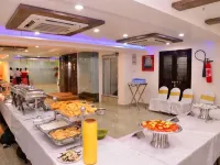 Reliable Inn Các khách sạn gần Đài tưởng niệm Shaheed
