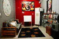 Hostel Leal Loyalty - Hostels