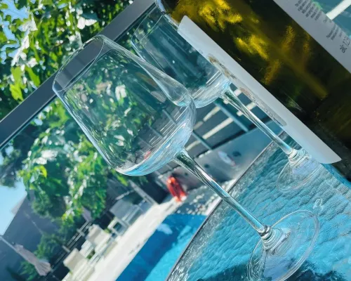 Luxsuites Hotels in Paralia Ofriniou