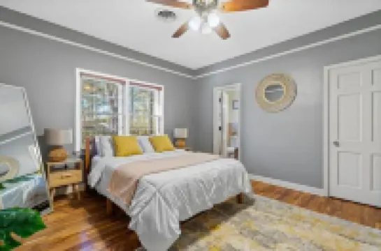 Private Heated Indoor Salt Water Pool House on 4 Acres! 2 Game Rooms & Fire Pit