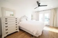 Farmhouse Comfort in Nampa! Relax and unwind! Hotel in zona Treasure Valley Marketplace