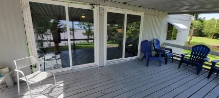 Lakefront home with hot tub,  just off I-40