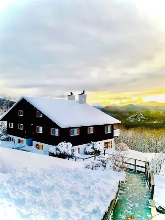 Summit Vista - 3Br Mountain Paradise - Epic Views • Ski • Hike • Relax Отели в г. Glen