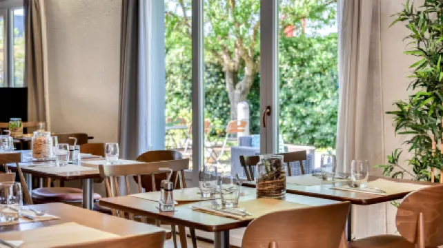 Hotel Campanile Nature - Cergy Pontoise