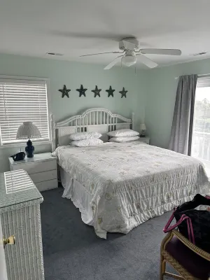 Emerald Isle "The Point Rental  3 bedroom 2 bath.  Ocean view.