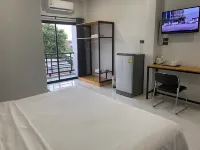DD Modern House - balcony