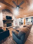 Peaceful & Serene Cabin in the North Georgia Mountains!
