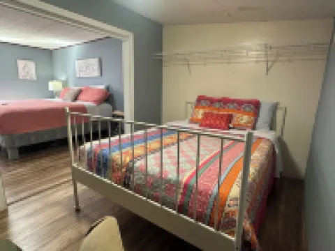 2 Bedrooms, 3 Beds, 2 Bathrooms Cozy House by the Bay. Hotels in Bacliff