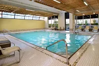 Residence Inn Vancouver Downtown - Yüzme Havuzu