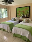 Cococabana1 newly renovated 1BR/1BA apar in downtown Coco, 5 min walk to beach.