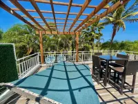 Amazing Getaway Home! Private Pool, Beach, Golf, Rainforest and more!