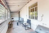 Charming house in amazing Albuquerque with WiFi, AC