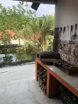 Casa de Temporada em Xerém com Muito Verde e Cachoeira Natural
