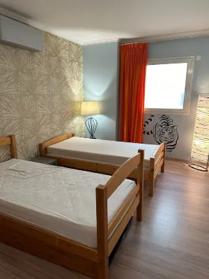VILLA 180m2 -feet in the water -Terrace 60m2 on the sea-4bedrooms -Garage-Clim Hotels near Camping Le Bahamas Beach - Chadotel
