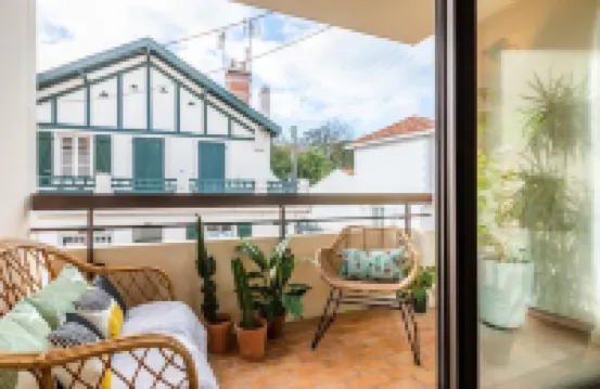 T3 center near beach with private parking