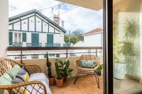 T3 center near beach with private parking