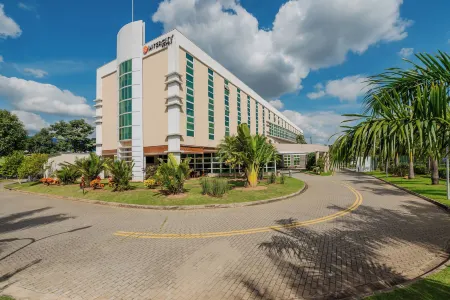 Intercity Vinhedo Отели рядом с достопримечательностью «Wet'n Wild»