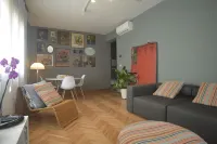 Flat design in Treviso. Easy connection to Venice