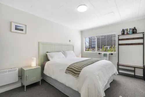 The Bunkers "Urban meets Rustic" Hotels in Te Awamutu