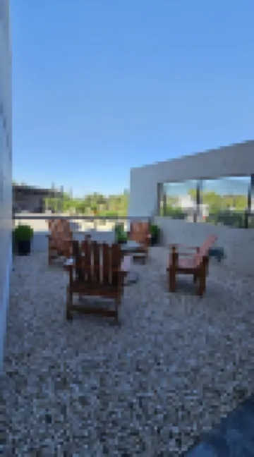 Charming 2-bedroom apartment in fabulous Mendoza close to shopping center.