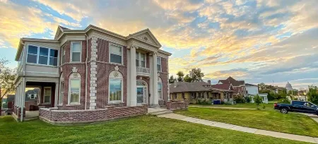 Experience Historic Elegance in the Heart of Missouri’s Capital City