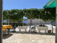 Apartment 5 with pool and amazing sea view
