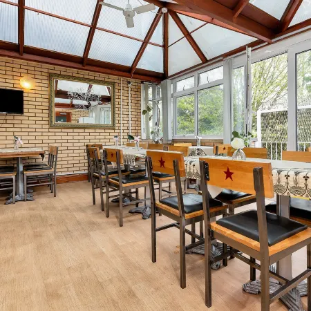 Shelford Lodge