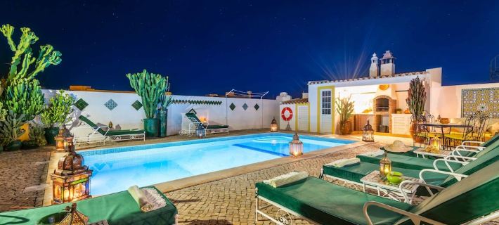 Villa Galé Sun - luxury, private pool, AC, wifi 5 minutes from the beach Ξενοδοχεία στην πόλη Guia
