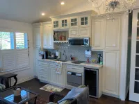 Oasis amidst the wineries! Loft