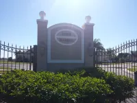 Relaxing And Spacious Water view Home With A Pool And View