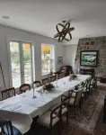 Gorgeous 100 acre Country Estate with swimming pool, tennis courts and much more