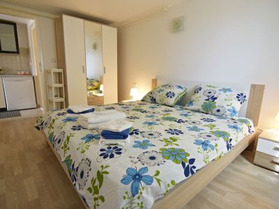Comfortable Accommodation in Savudrija, Near the Beach, Wi-Fi, Garden, Parking