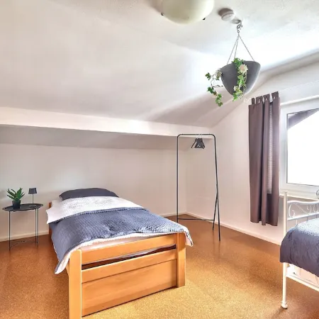Stilvolle Ferienwohnung am Fuße des Kloster Andechs Отели в г. Андекс