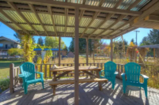 Historic Downtown Ennis Escape Hotels in Ennis