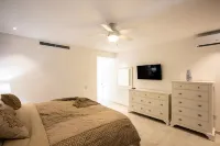 Spacious Garden View Condo Hotels in Lowlands