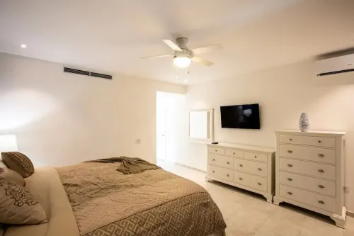 Spacious Garden View Condo - 3성급