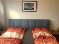 An der Wiese 1 für 2 Gäste Inkl. Bettw., Wlan, Südbalkon und Parkplatz am Haus Hotels in Prerow