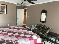10 Acre Country Estate, Serene and Relaxing