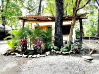 Nature Lovers Paradise w/ outdoor bath - 4 min walk from the beach!