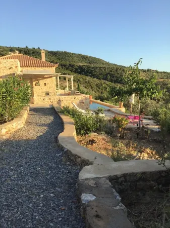 Villa Luciana 'Fantastic sunsets by the pool'