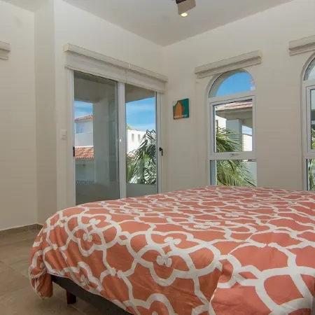 Experience Luxury on the Island of Isla Mujeres