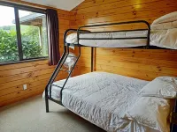 Lovely 3 Bedroom Quiet Home with Farm Views - 10 mins to Cambridge and Hobbiton Hotels in Karapiro