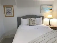 Adorable 2-bedroom With Free Parking on Premises Hotels near Canadian Tire